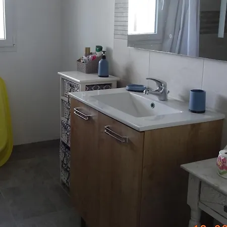 Maison Proche De Royan A Sur Gironde 2 펜션