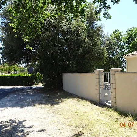 Maison Proche De Royan A Sur Gironde 2 *