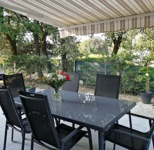 Maison Proche De Royan A Sur Gironde 2 *